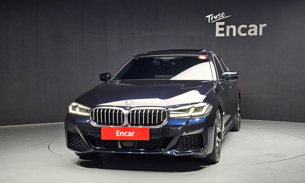 BMW 5-Series 2021