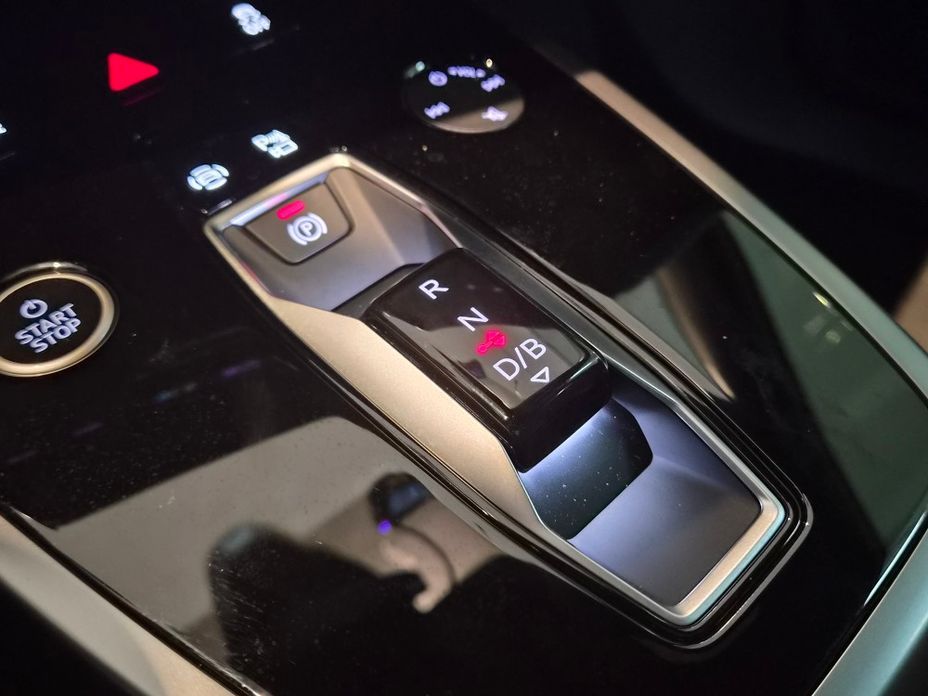 Audi Q4 e-tron 2026