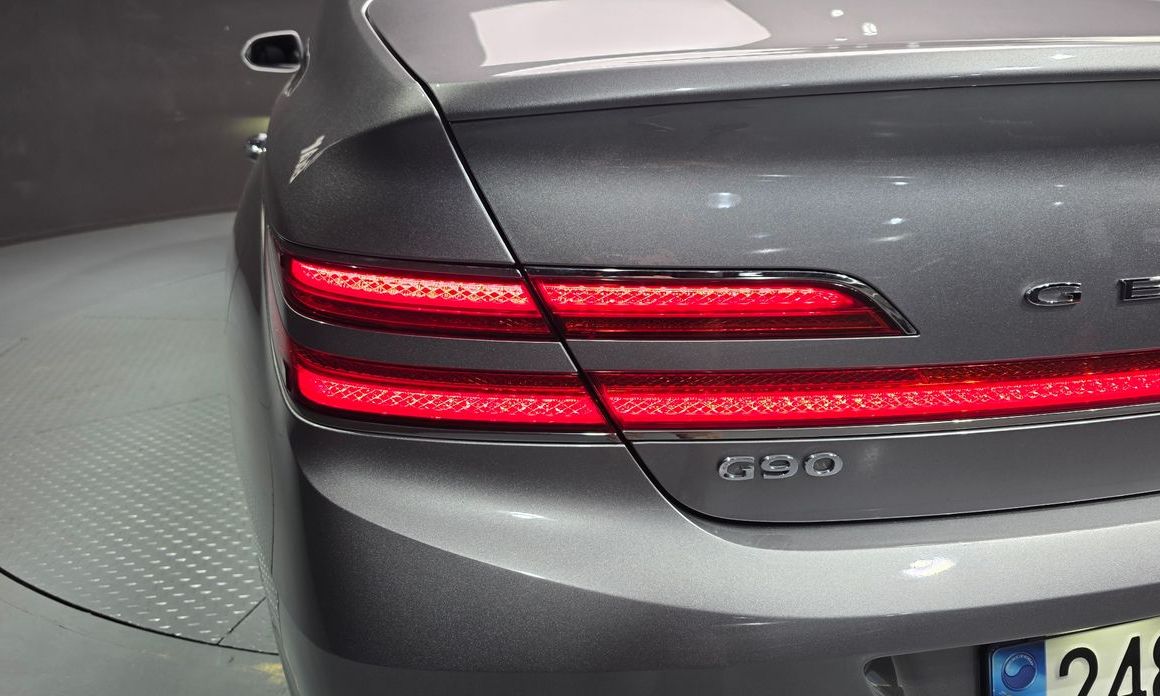 Genesis G90 2022