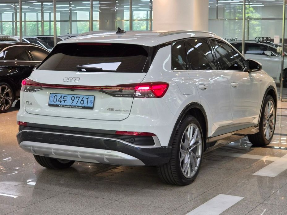 Audi Q4 e-tron 2026