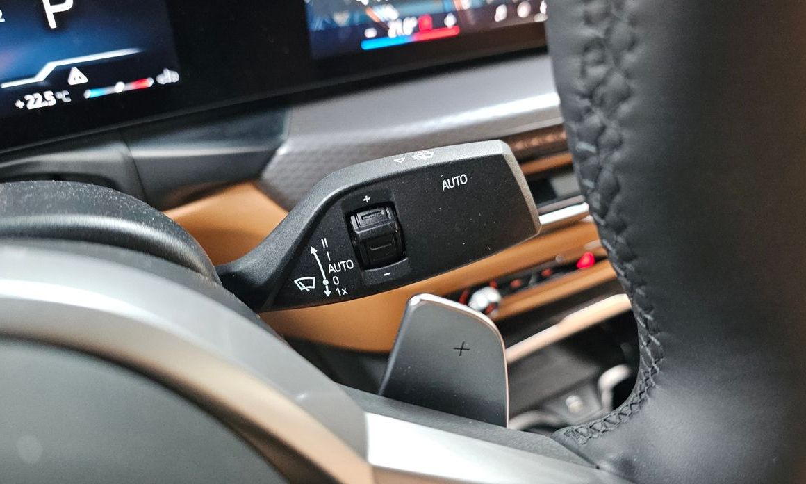 BMW 3-Series 2025