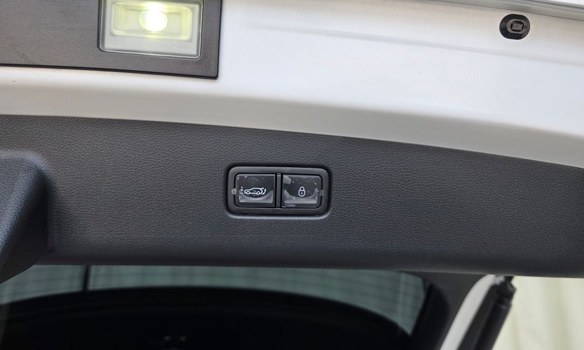 Genesis GV70 2025