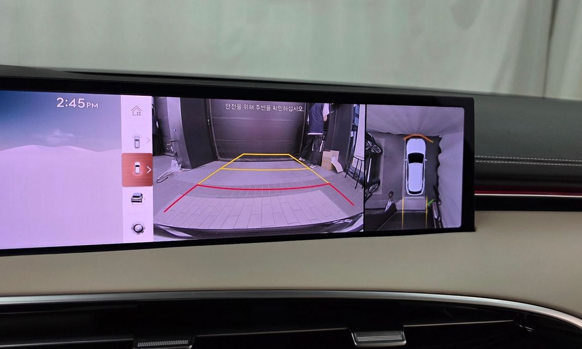 Genesis GV70 2025