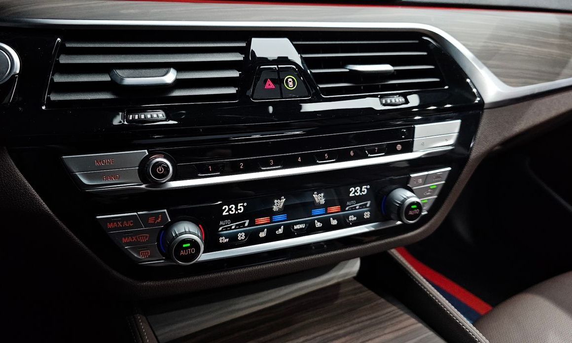 BMW 5-Series 2021