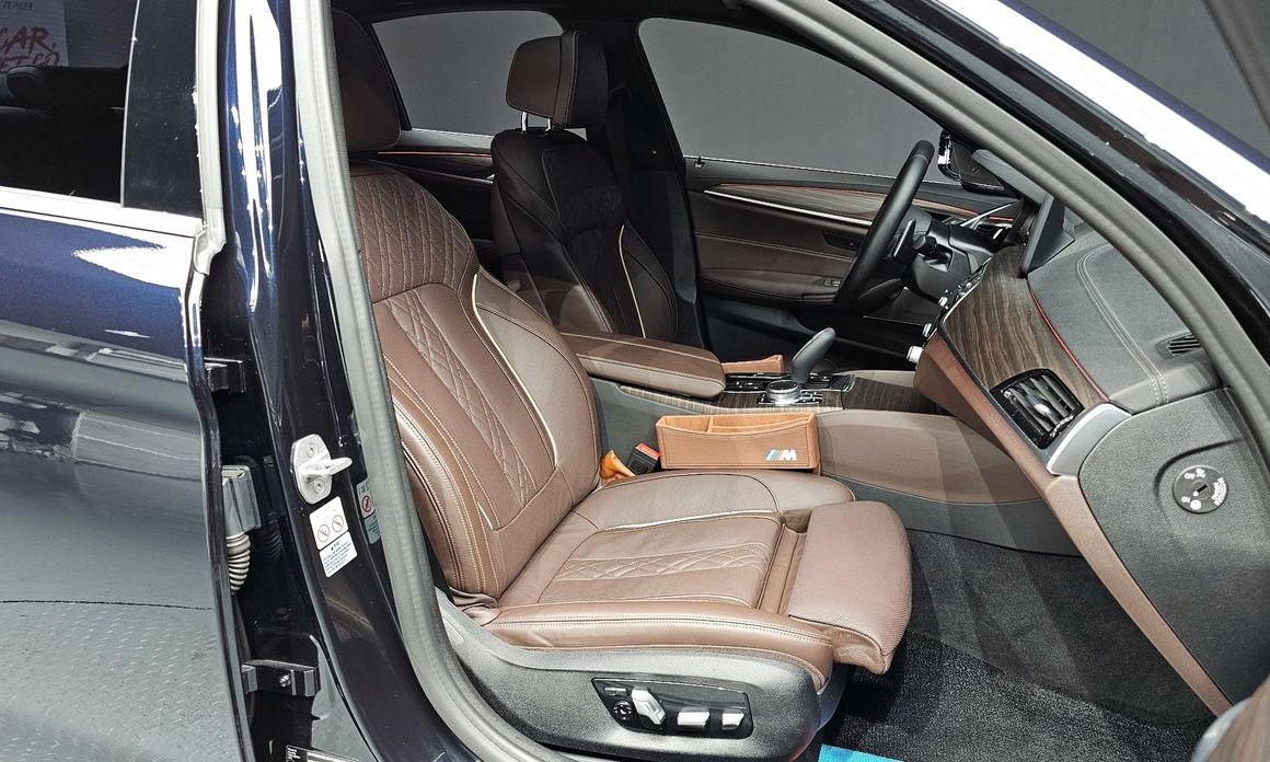 BMW 5-Series 2021