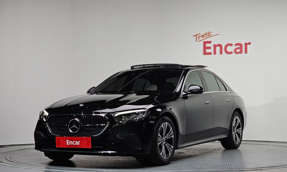Mercedes-Benz E-Class 2025