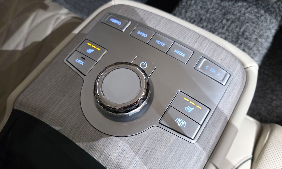Genesis G80 2025