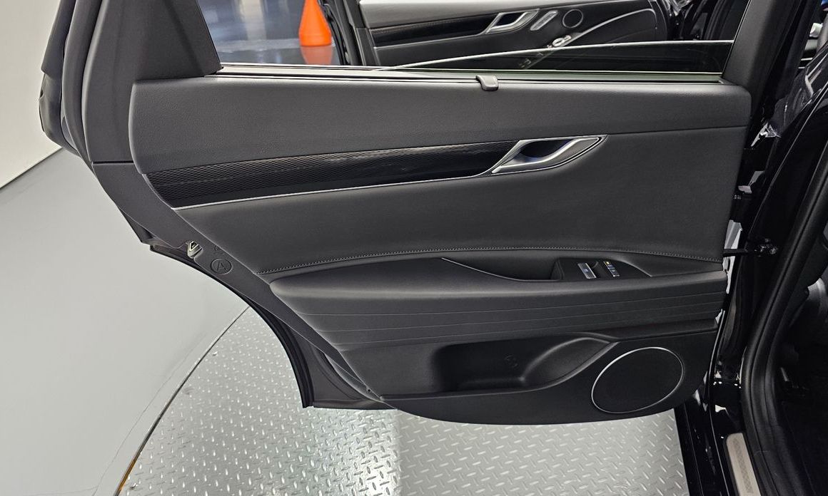 Genesis G80 2025