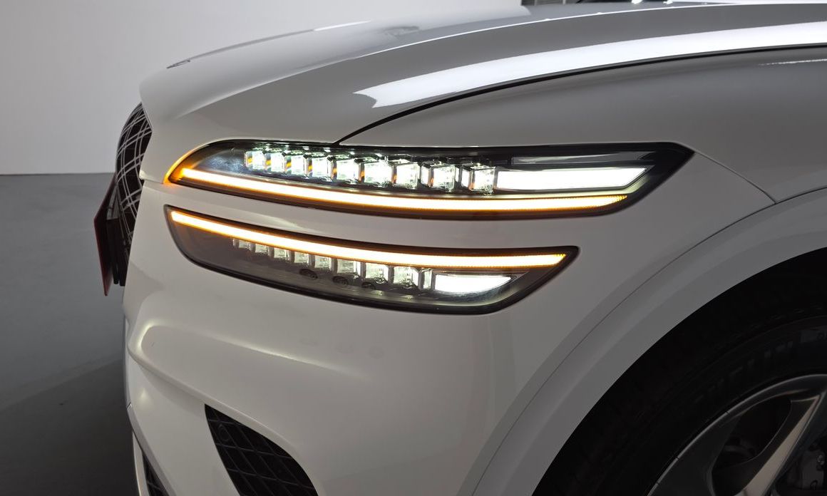 Genesis GV70 2025