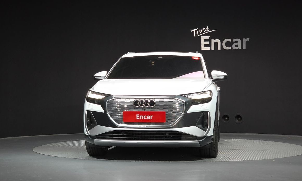 Audi Q4 e-tron 2026