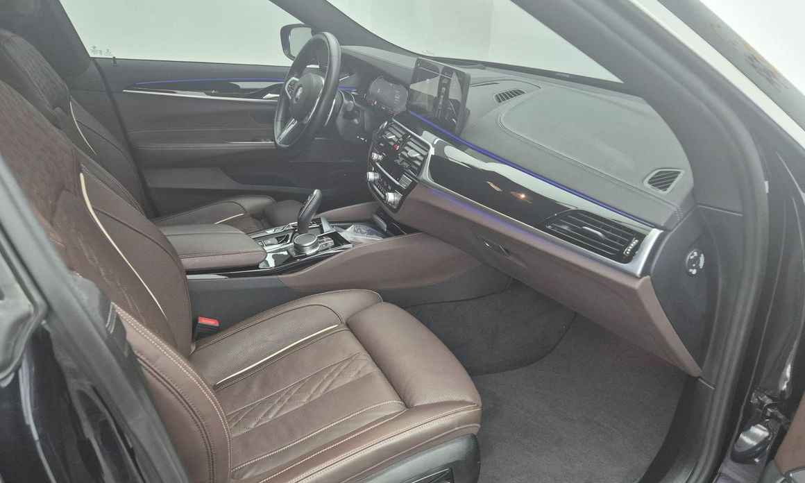 BMW Gran Turismo 2023