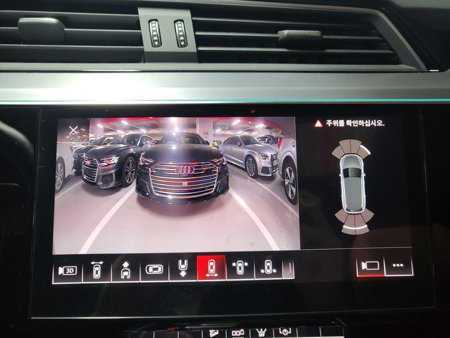 Audi e-tron 2022