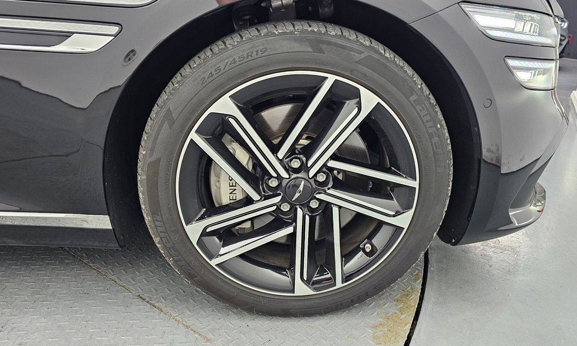 Genesis G80 2025