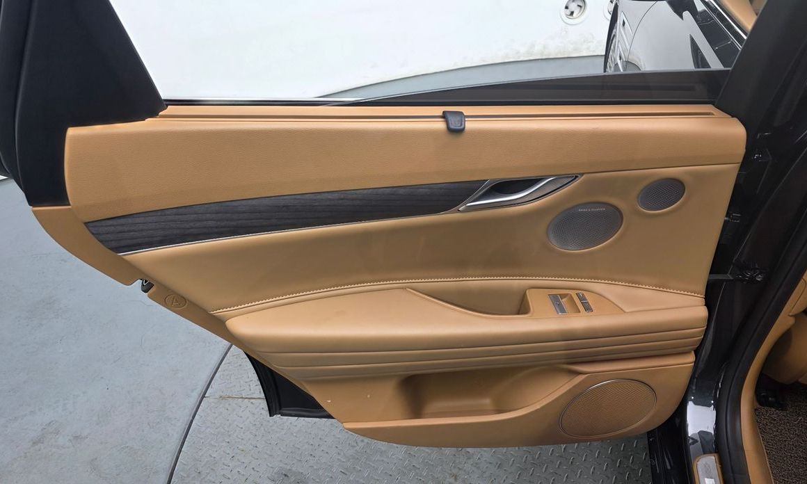 Genesis G80 2025