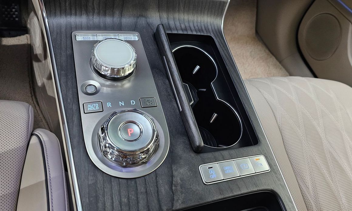 Genesis G80 2025