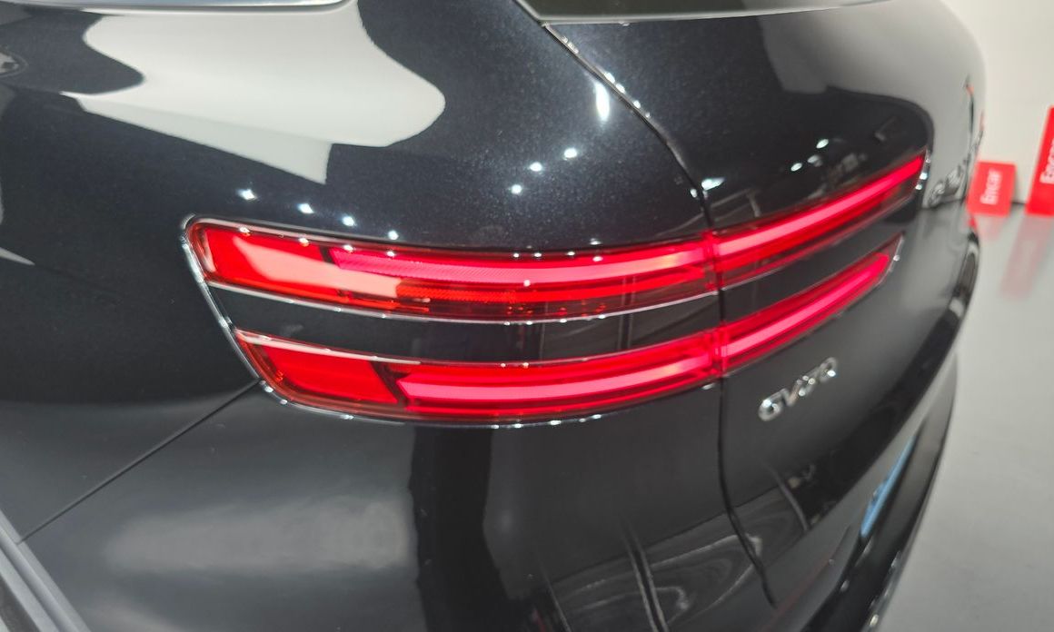 Genesis GV70 2025