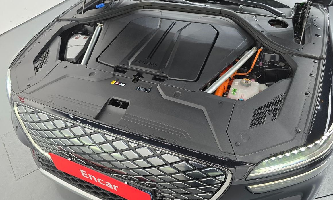 Genesis GV70 2025