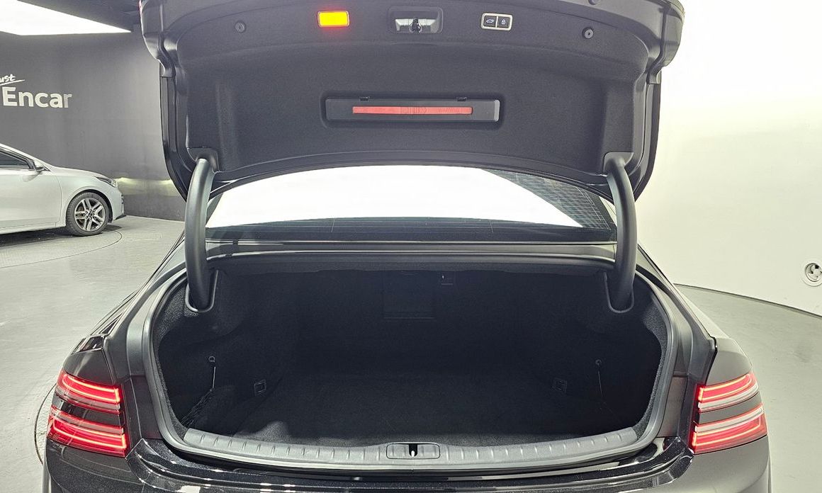 Genesis G80 2025