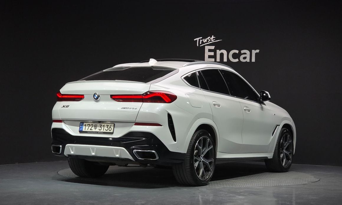 BMW X6 2021