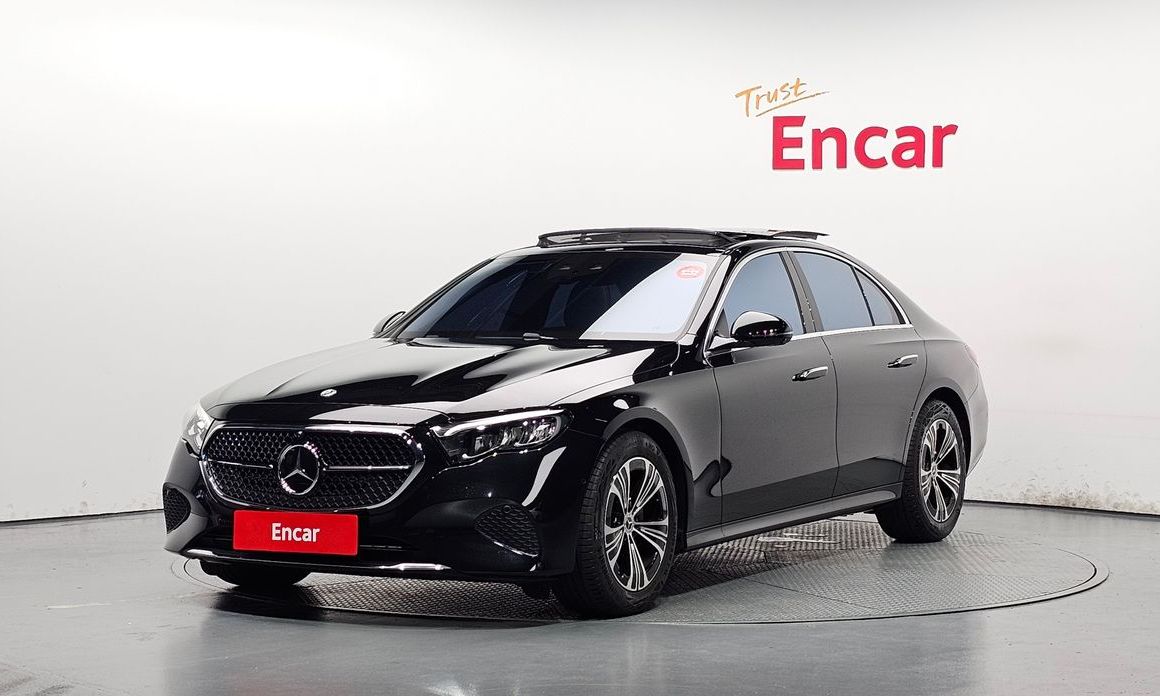 Mercedes-Benz E-Class 2025