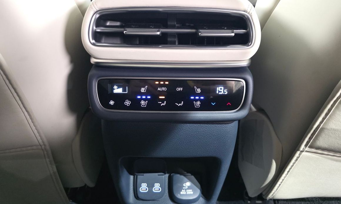 Genesis GV80 2025