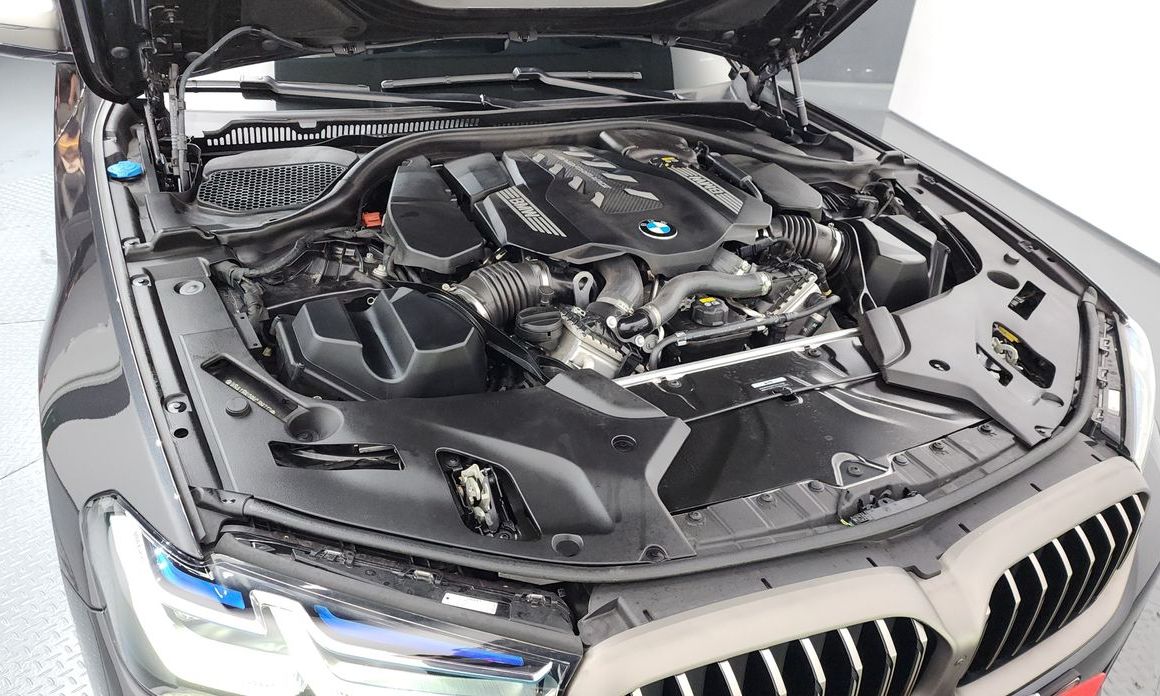 BMW 5-Series 2022