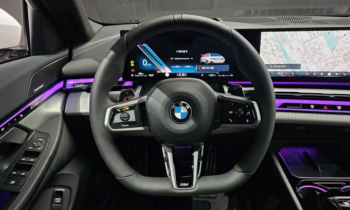 BMW 5-Series 2025
