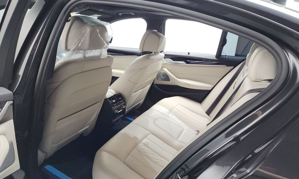 BMW 5-Series 2022