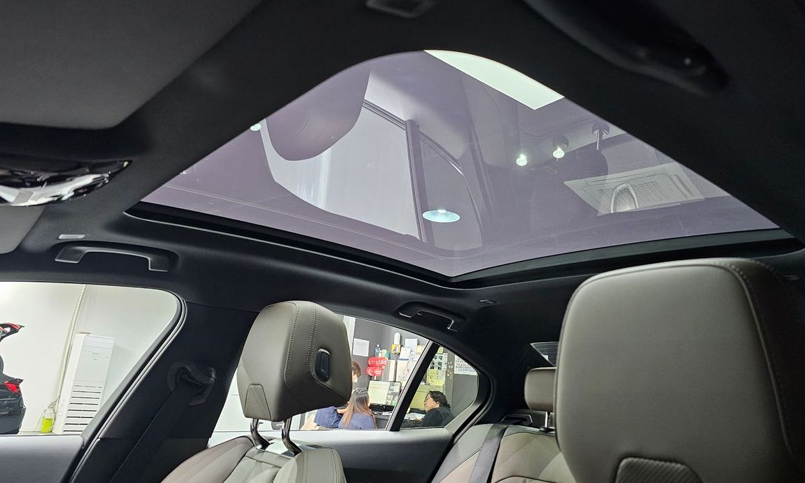 BMW 5-Series 2025