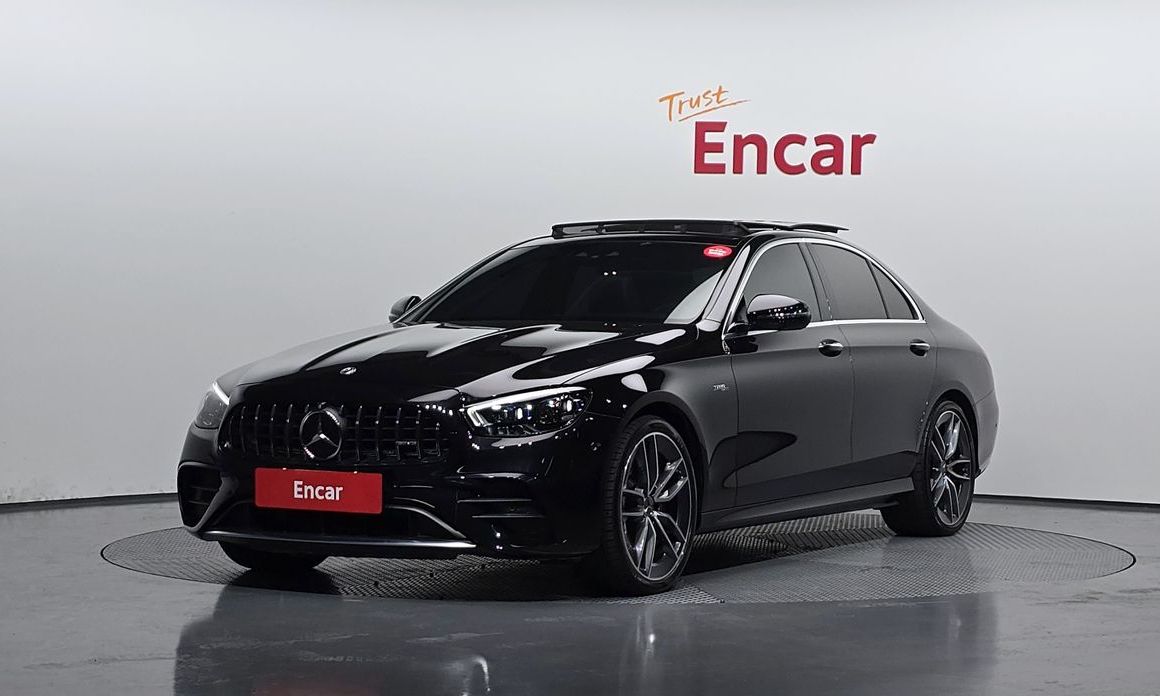 Mercedes-Benz E-Class 2022