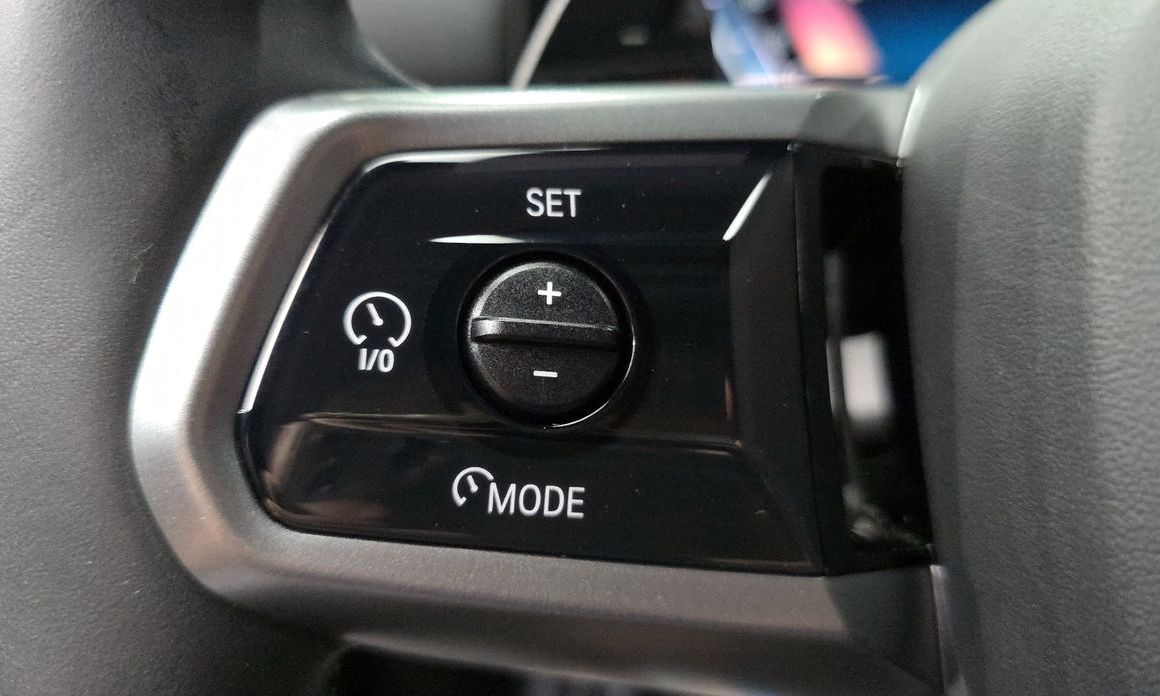 BMW 5-Series 2024