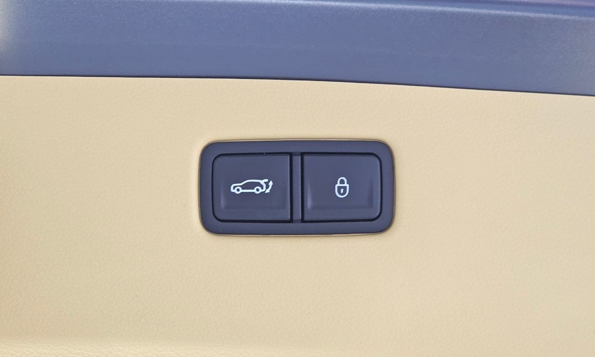 Genesis GV60 2026