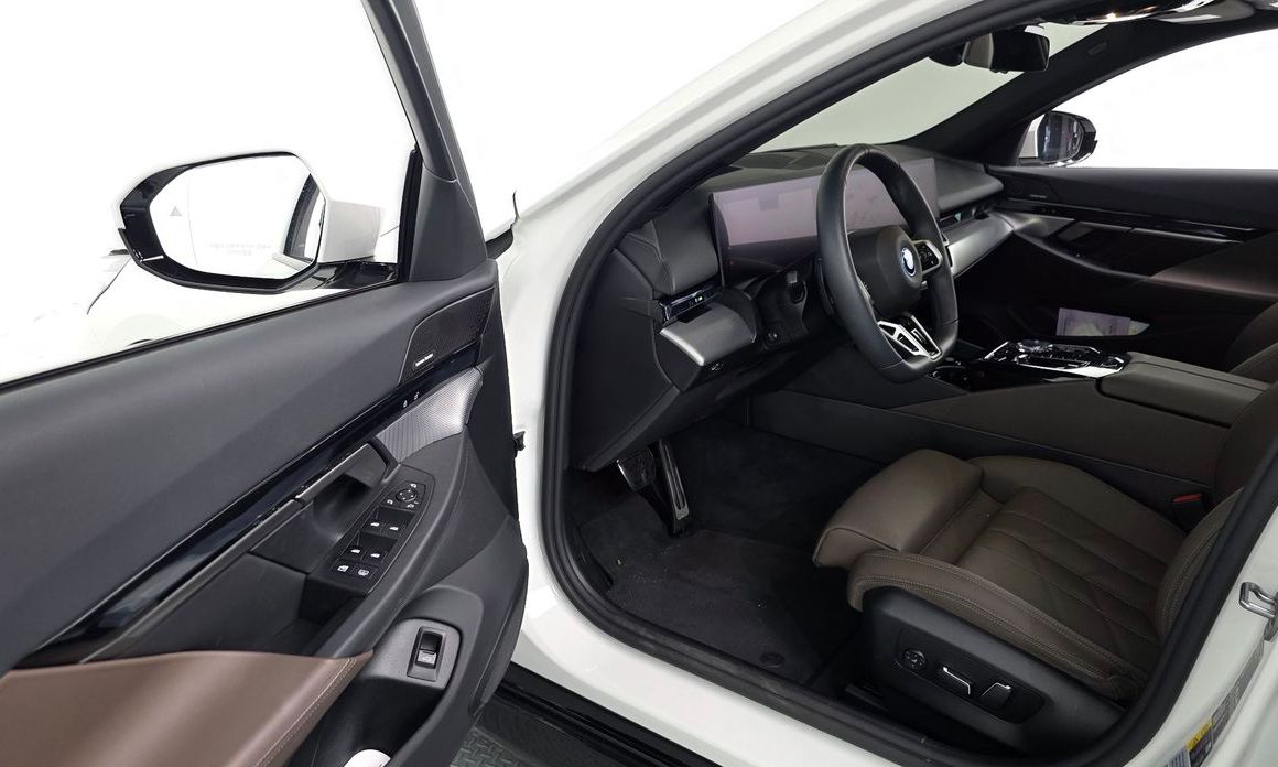 BMW i5 2025