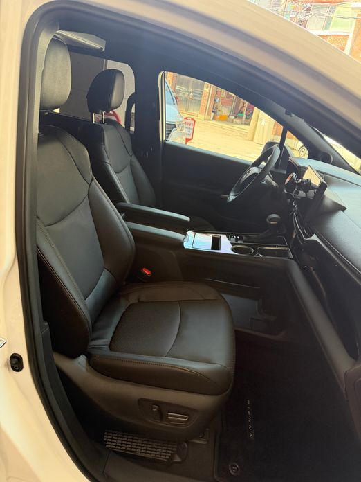 Toyota Sienna 2025