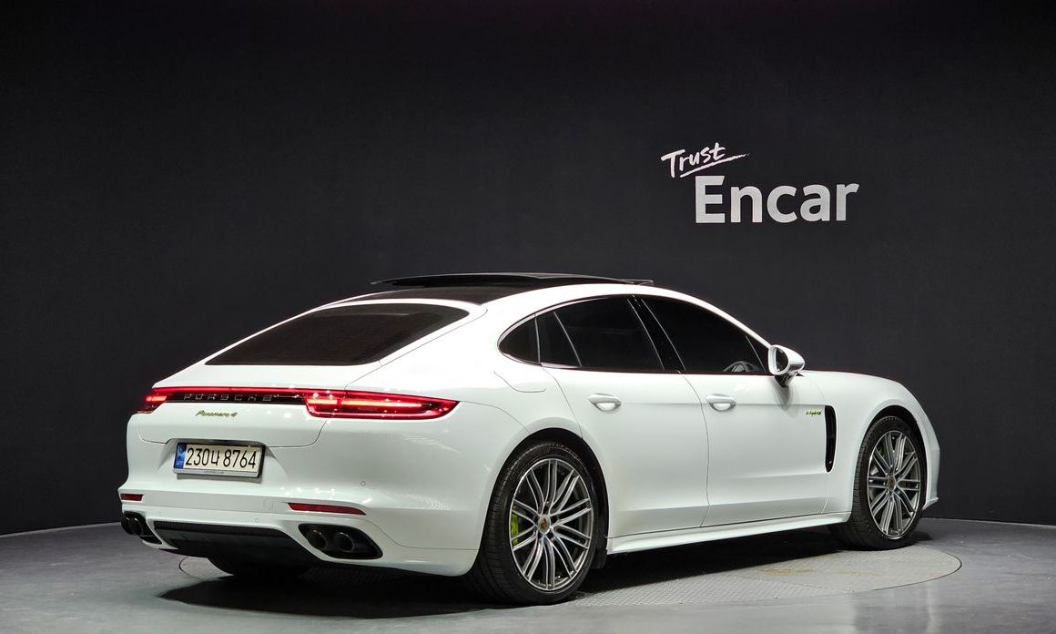 Porsche Panamera 2018