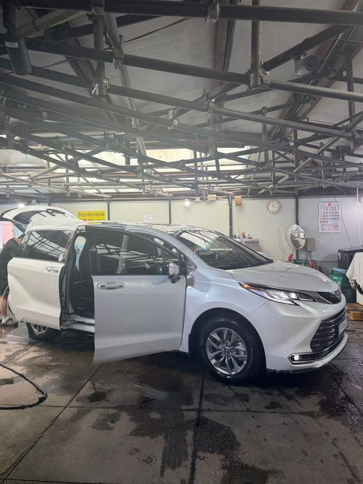Toyota Sienna 2025