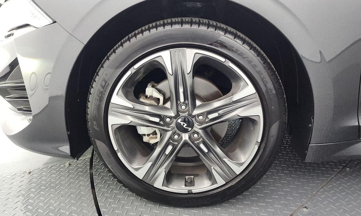 Kia K5 2023