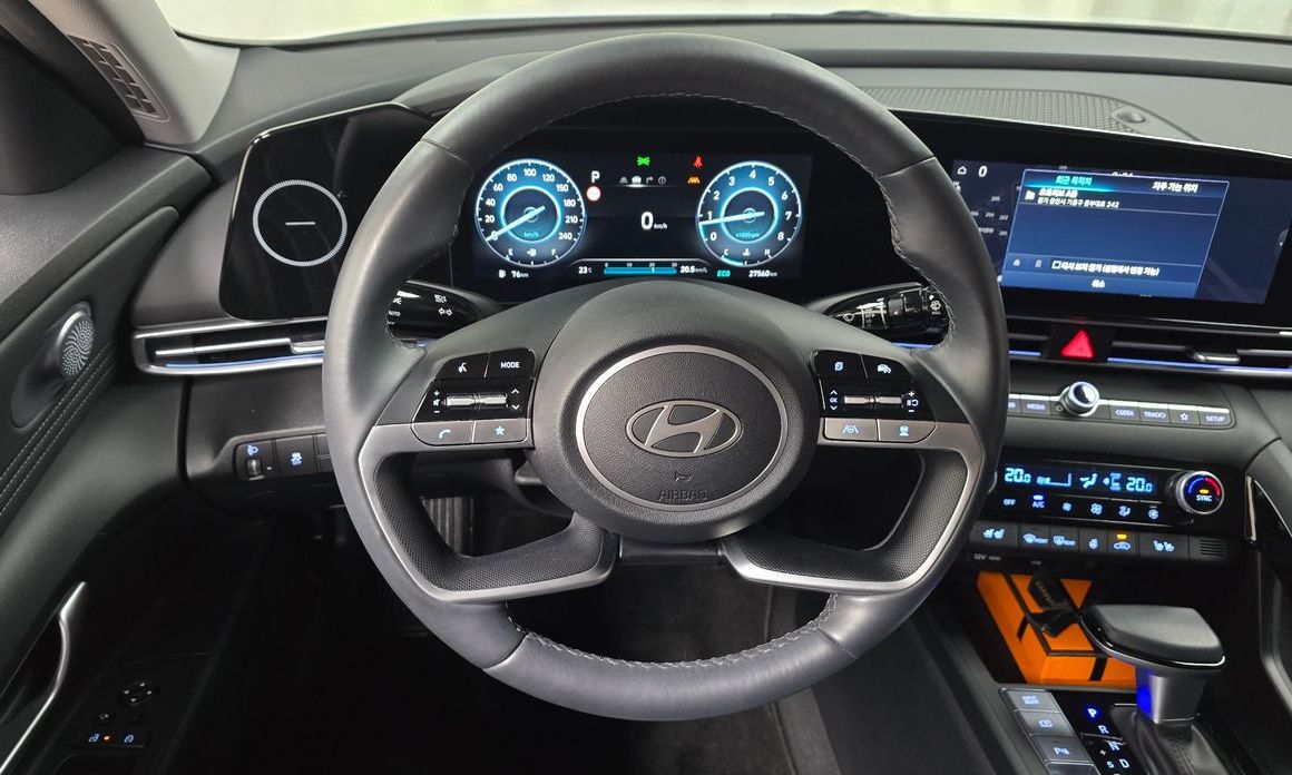 Hyundai AVANTE 2024