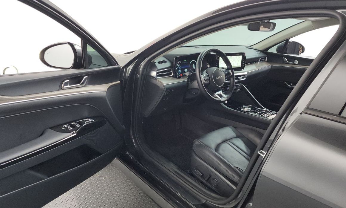 Kia K5 2023