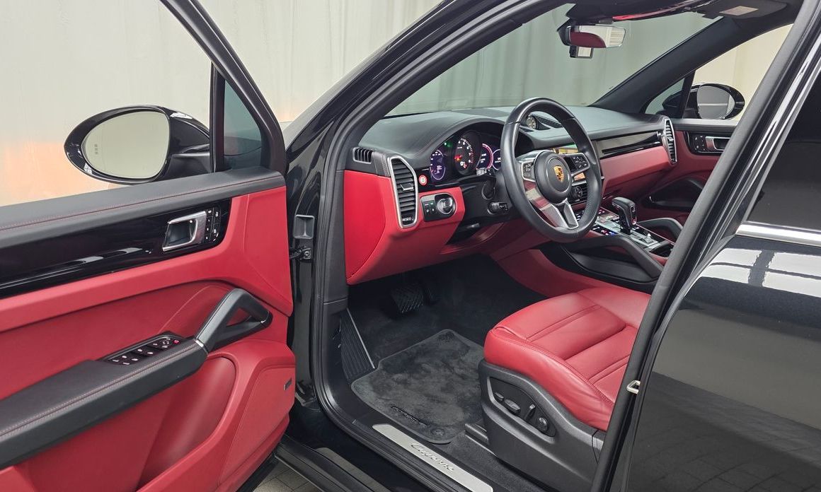 Porsche Cayenne 2023