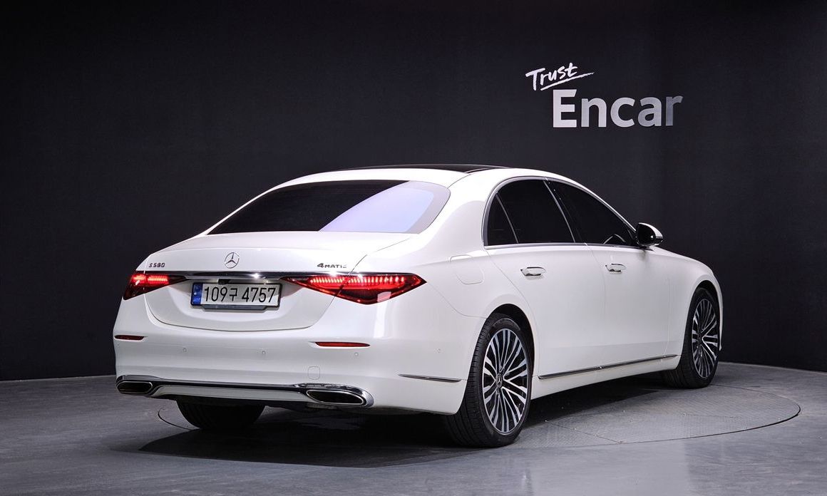 Mercedes-Benz S-Class 2021