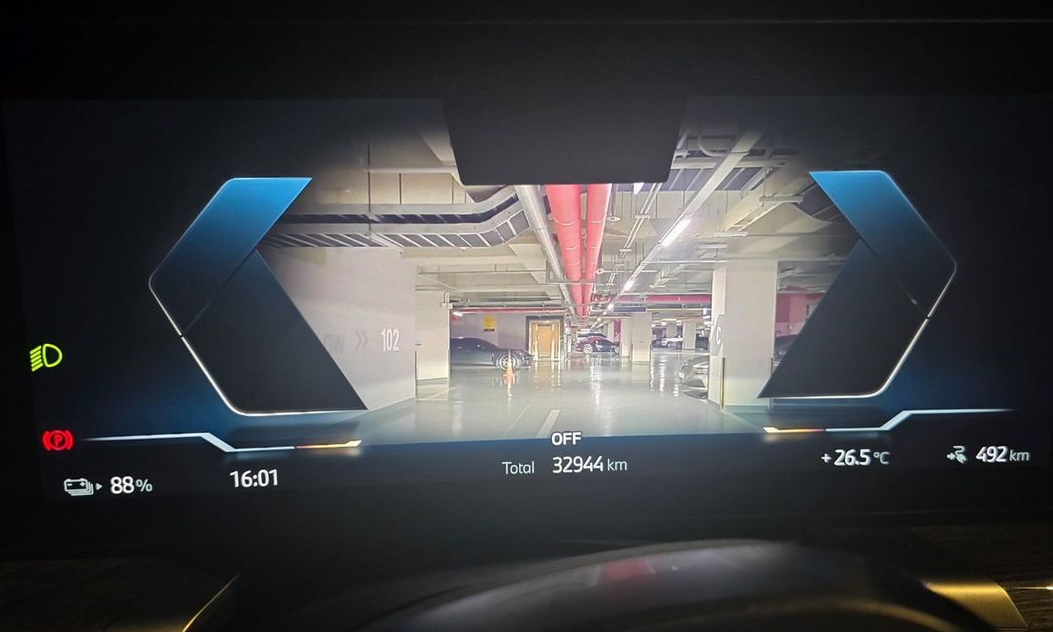 BMW i7 2024