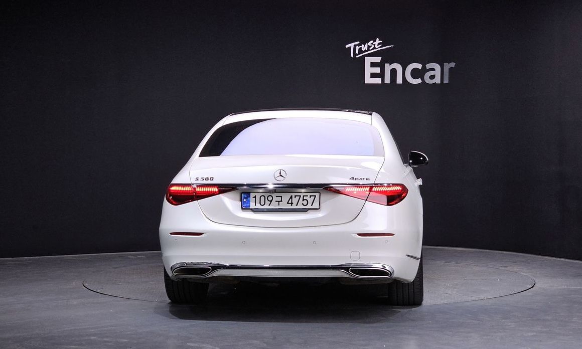 Mercedes-Benz S-Class 2021