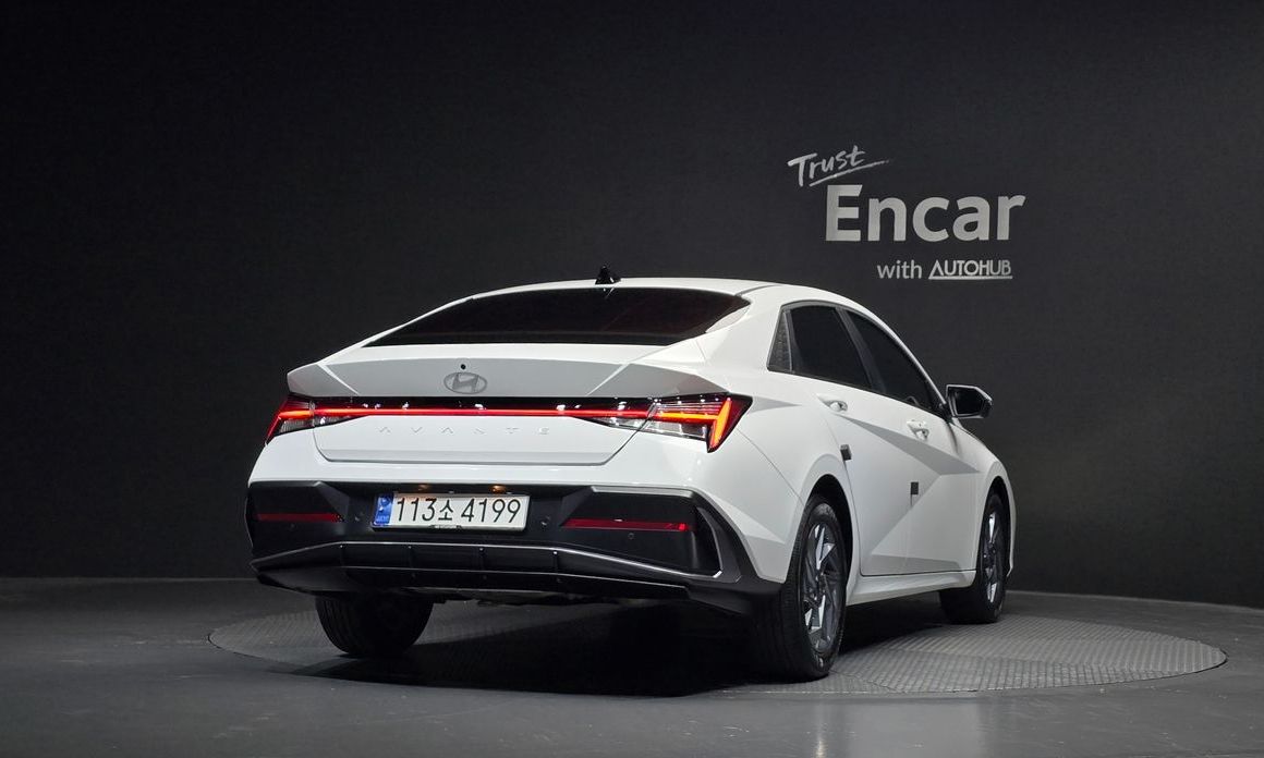 Hyundai AVANTE 2024