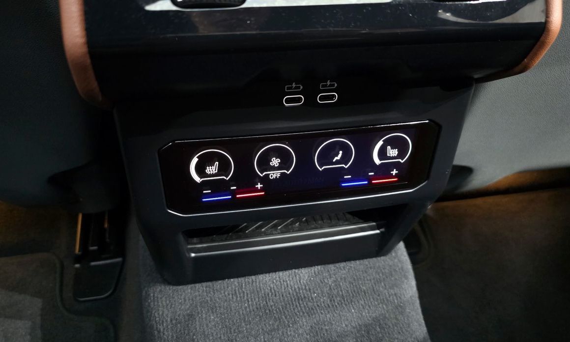 BMW 5-Series 2025