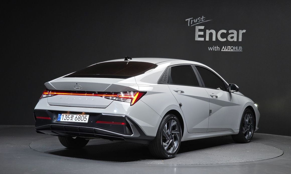 Hyundai AVANTE 2024