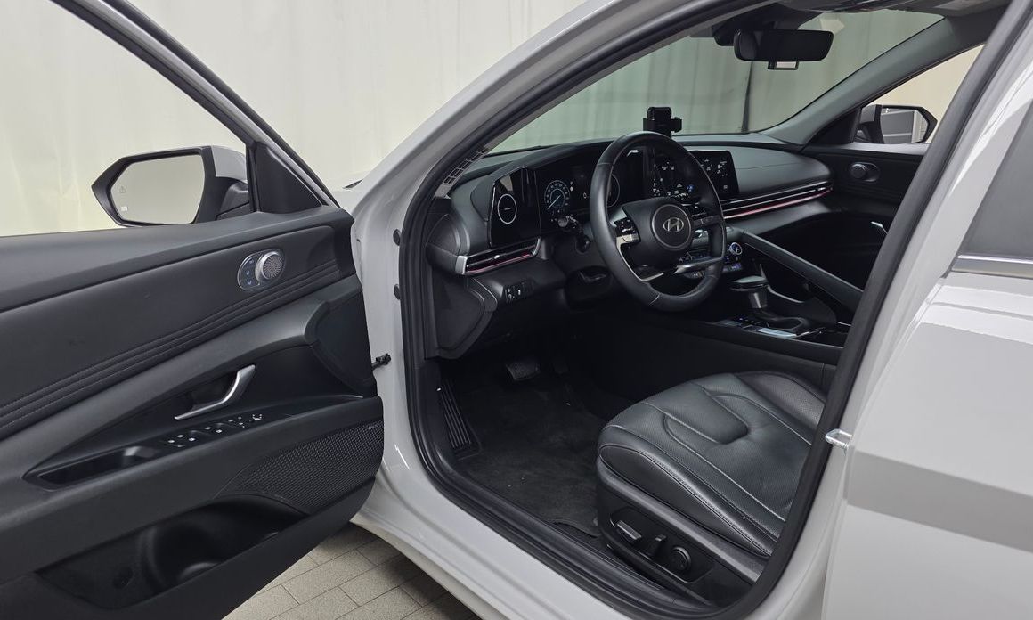 Hyundai AVANTE 2024
