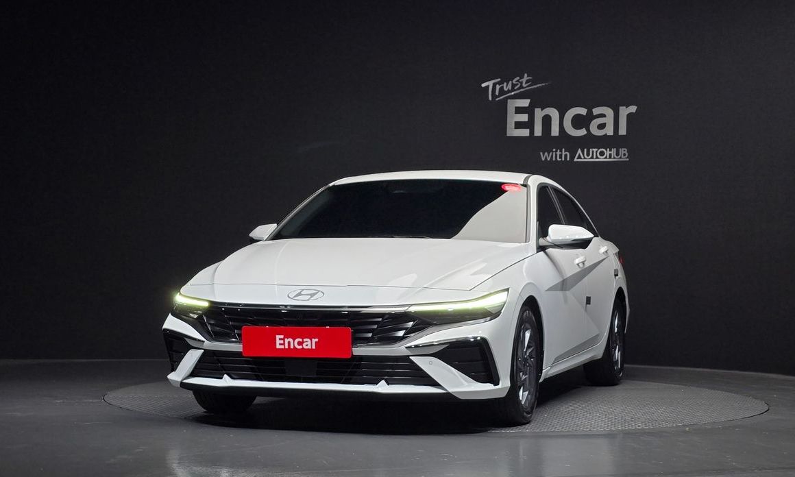 Hyundai AVANTE 2024