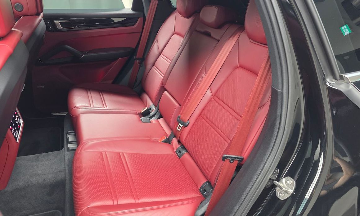 Porsche Cayenne 2023