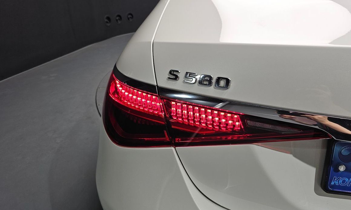 Mercedes-Benz S-Class 2021